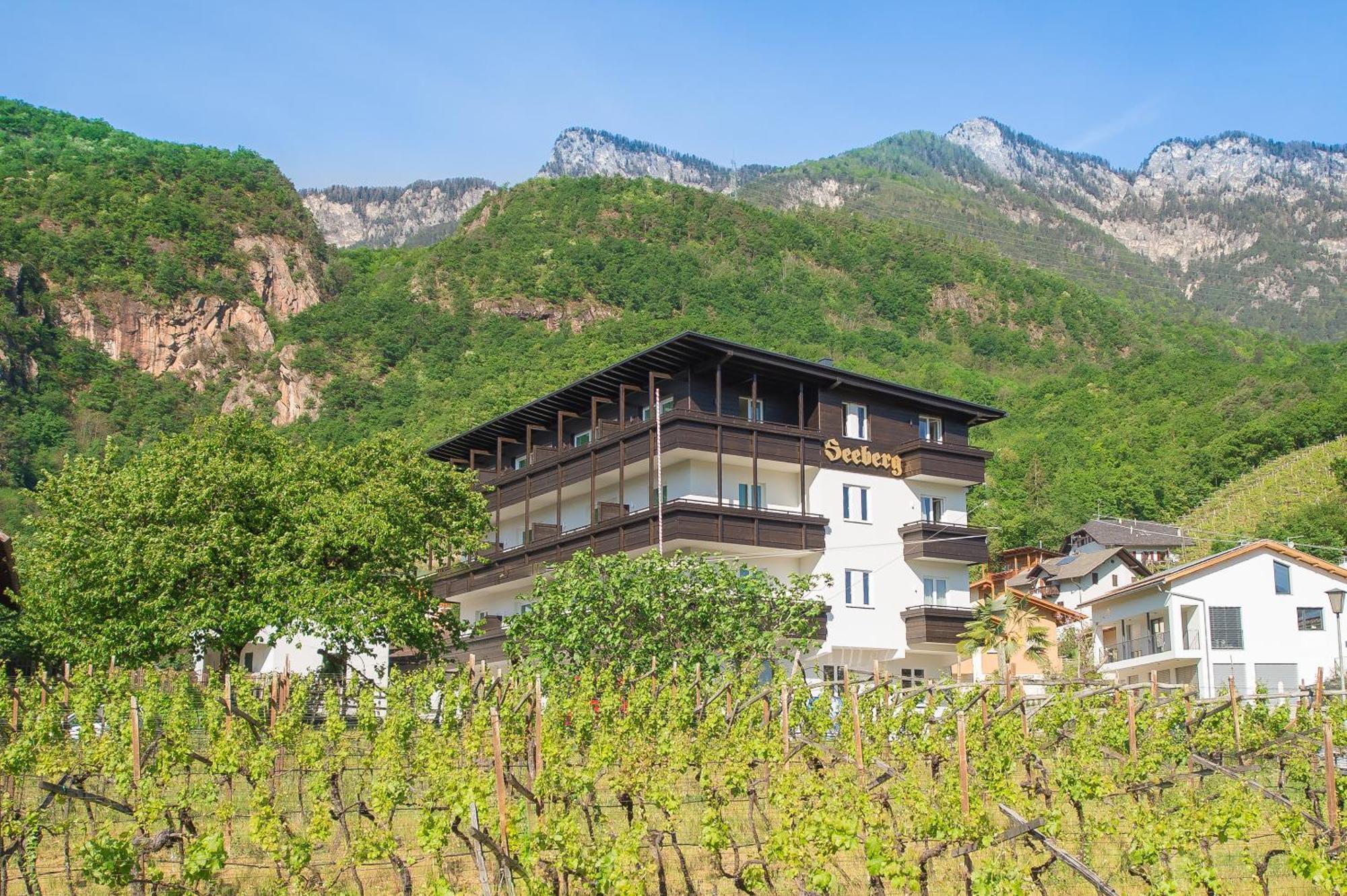 Seeberg Garni Hotel 칼다로 외부 사진